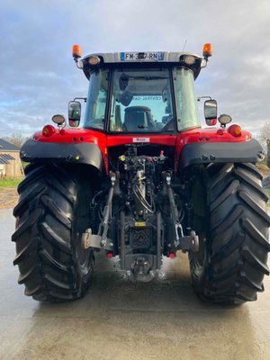 Tracteur agricole Massey Ferguson 7720