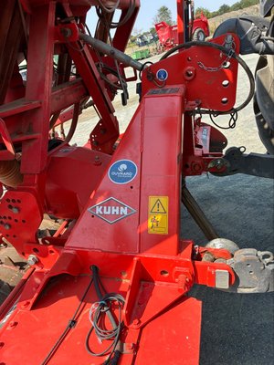 Herse rotative Kuhn HR304D