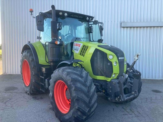 Tracteur agricole Claas ARION 550