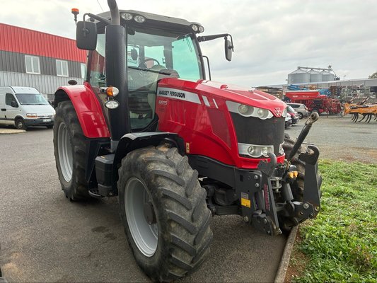Tracteur agricole - MF 6615