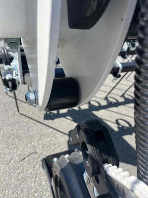  Semoir en ligne mécanique Agrisem T-BOSS PORTE REPLIABLE 6M 32 DENTS