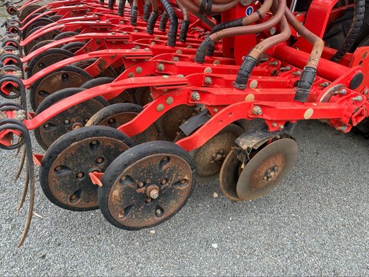  Semoir en ligne mécanique Kuhn ESPRO 4000R