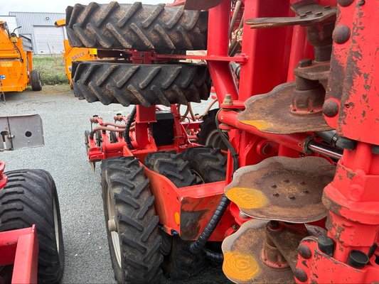  Semoir en ligne mécanique Kuhn ESPRO 4000R
