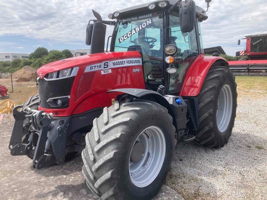 Tracteur agricole - 6718