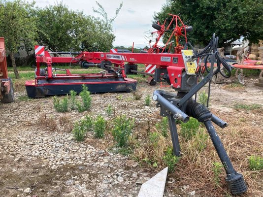 Faucheuse conditionneuse Massey Ferguson DM 306 TR-KC Faucheuse à disques