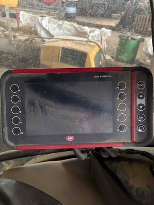 Presse à balles rondes Lely-Welger RP 180 VXTRA