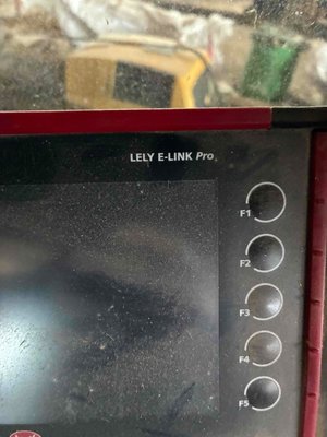 Presse à balles rondes Lely-Welger RP 180 VXTRA