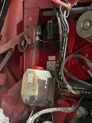 Presse à balles rondes Lely-Welger RP 180 VXTRA
