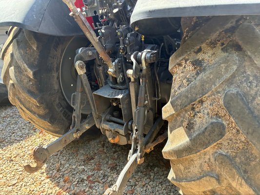 Tracteur agricole Massey Ferguson 6713
