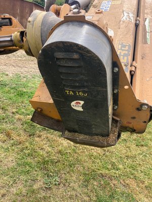 Broyeur d'accotement et déporté Berti TA/P 160