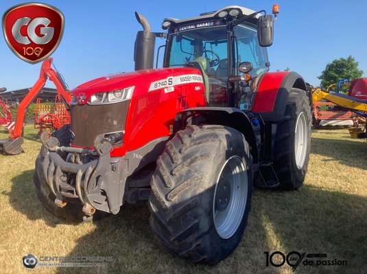 Tracteur agricole - 8740