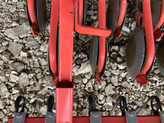 Semoir en ligne conventionnel MASCHIO GASPARDO Rampe de semis Corex - 2