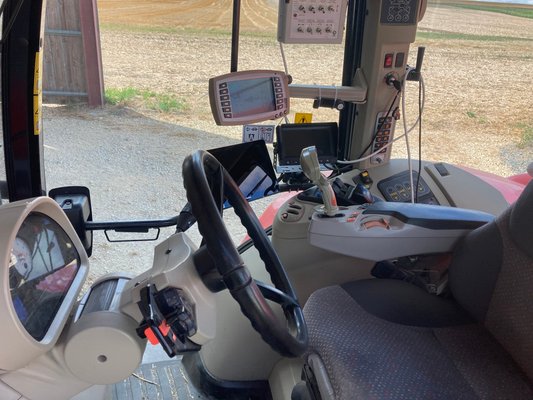 Tracteur agricole Massey Ferguson 7620