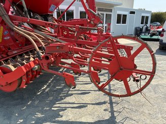 Semoir en ligne conventionnel Kuhn VENTA LC 302 - 5