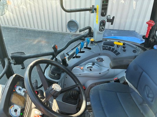 Tracteur agricole New Holland T5.100