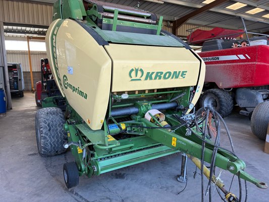 Presse à balles rondes Krone COMPRIMA V180