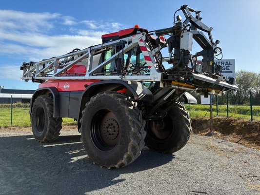 Pulvérisateur automoteur Artec F40