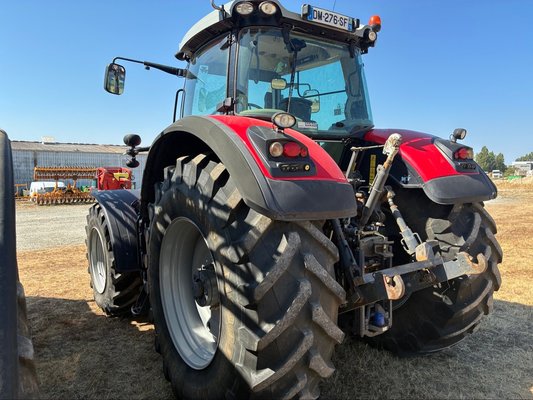 Tracteur agricole Massey Ferguson 8670