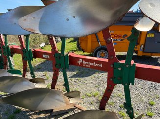 Charrue Kverneland LS100 - 4