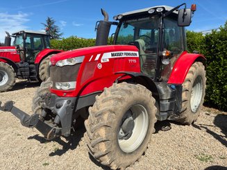 Tracteur agricole Massey Ferguson 7715 - 1
