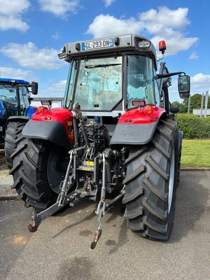 Tracteur agricole Massey Ferguson 5S.135 DYNA-4 EFFICIENT