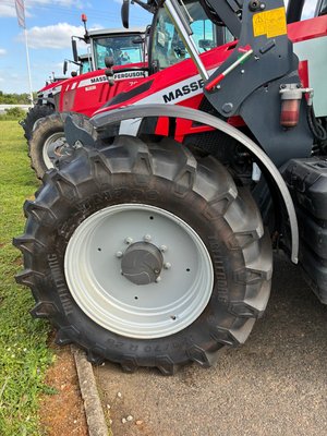Tracteur agricole Massey Ferguson 5S.135 DYNA-4 EFFICIENT