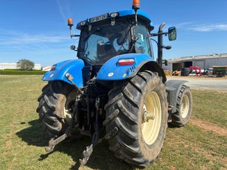 Tracteur agricole New Holland T7.210 AC - 3