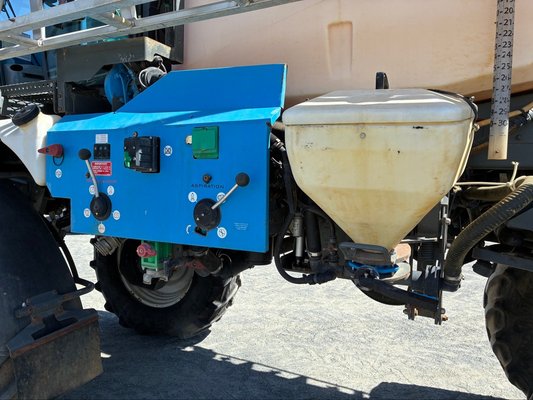 Pulvérisateur automoteur Evrard VARITRACK