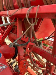 Semoir en ligne conventionnel Kuhn VENTA LC 302 - 25