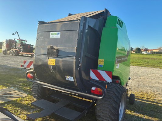Presse à balles rondes Deutz-Fahr VARIMASTER 790