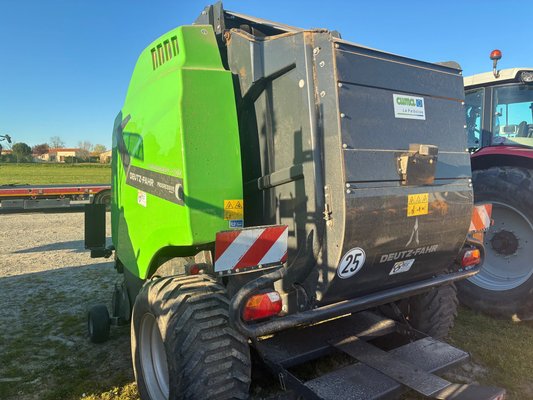 Presse à balles rondes Deutz-Fahr VARIMASTER 790