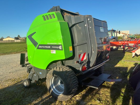 Presse à balles rondes Deutz-Fahr VARIMASTER 790