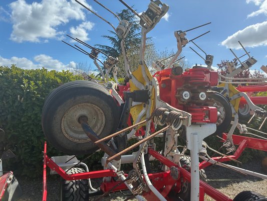 Faneur Pöttinger HIT 8.9 T