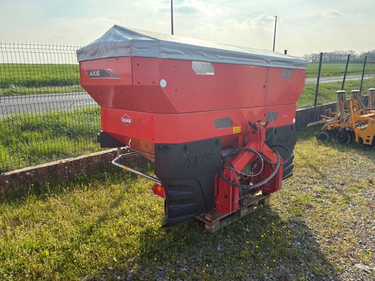 Distributeur d'engrais Kuhn AXIS 40.2 H EMC W 