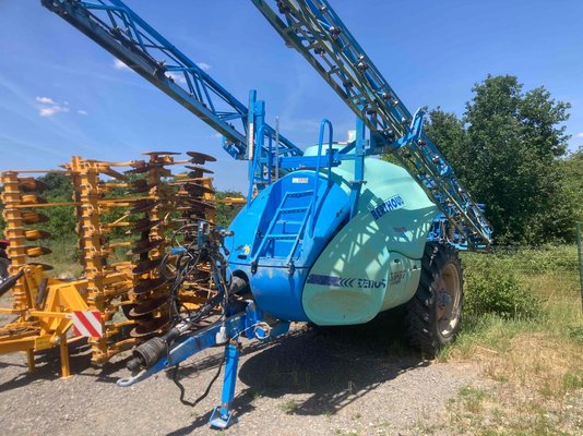 Pulvérisateur traîné Berthoud TENOR3537