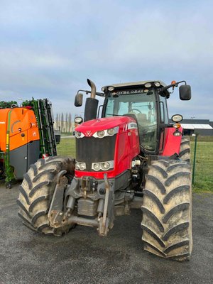 Tracteur agricole Massey Ferguson 7624