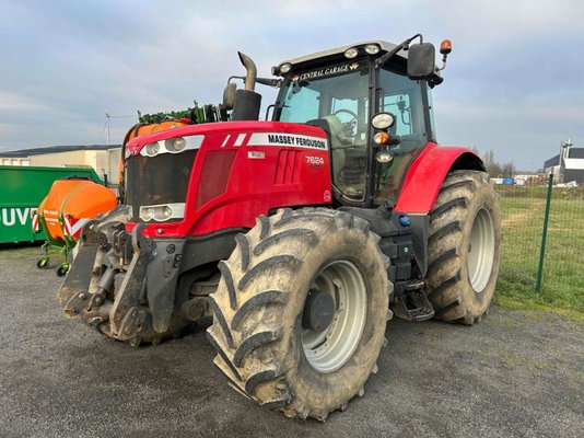 Tracteur agricole Massey Ferguson 7624
