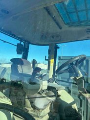 Tracteur agricole Massey Ferguson 5710 - 10