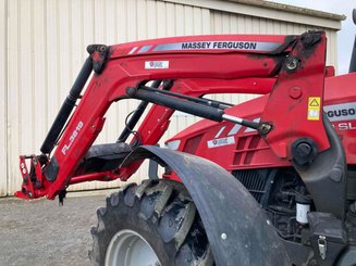 Tracteur agricole Massey Ferguson 5710 - 12