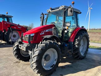 Tracteur agricole Massey Ferguson 5710 - 2