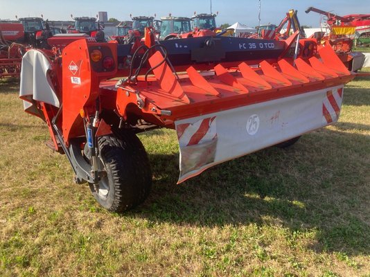 Faucheuse conditionneuse Kuhn FC3560TCD