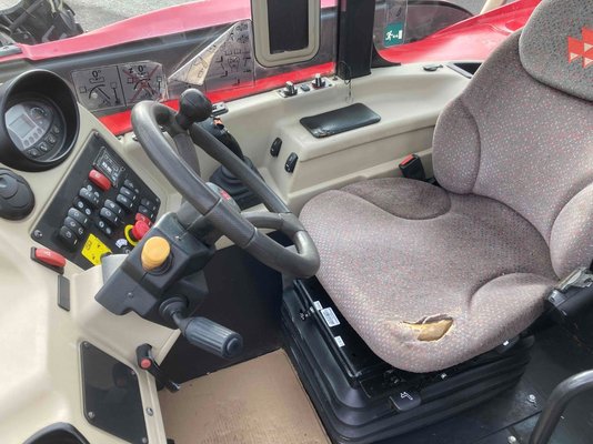 Unknown range 166 Massey Ferguson 7038