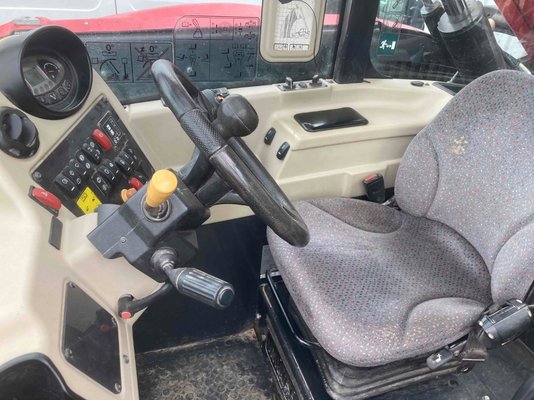 Unknown range 166 Massey Ferguson 7038