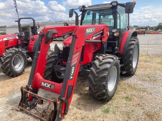 Tracteur agricole Massey Ferguson 5710