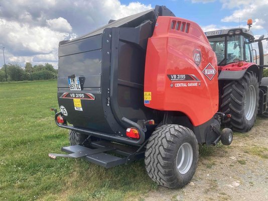 Presse à balles rondes Kuhn VB3195OC14