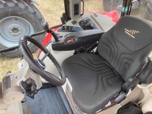 Tracteur agricole Massey Ferguson 6716