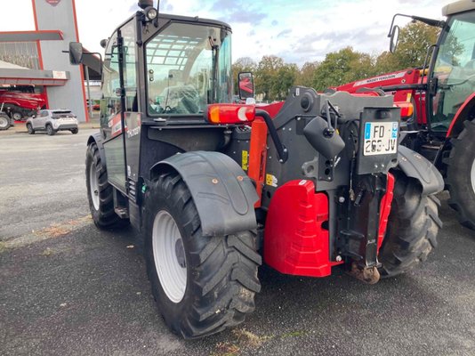 Chariot télescopique agricole Massey Ferguson 7038