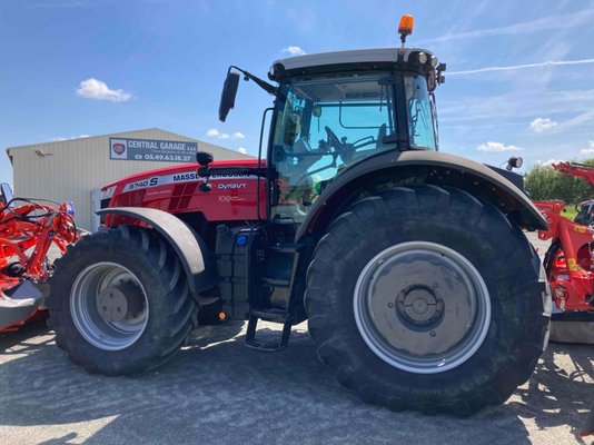 Tracteur agricole Massey Ferguson 8740