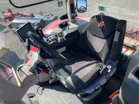 Tracteur agricole Massey Ferguson 8740