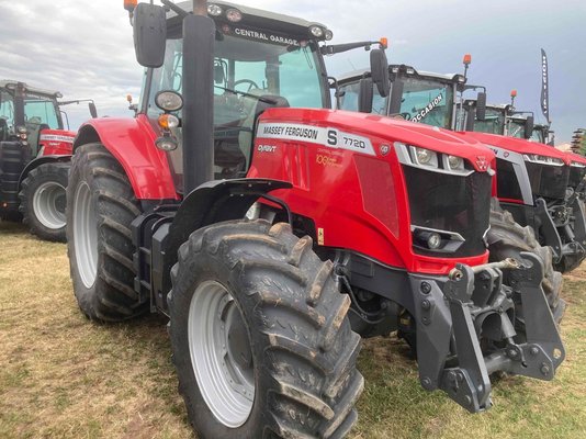 Tracteur agricole - 7720